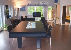 This vacation apartment is located in the middle of the Black Forest, in the village of Hornberg, su