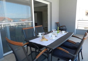 Three bedroom apartment with balcony and sea view Baška Voda, Makarska (A-15214-a)