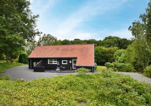 Three-Bedroom Holiday Home In Asperup