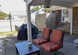 Three bedroom just .6 miles to Glendon Beach