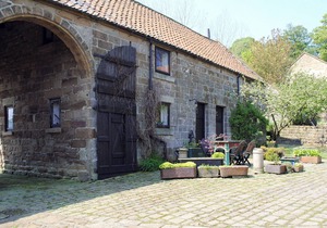 THRESHING BARN - KZA