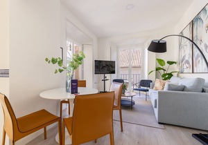 Thyssen Boutique Apartment 2A