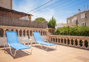 Tia Torro - Three Bedroom Apartment, Sleeps 5