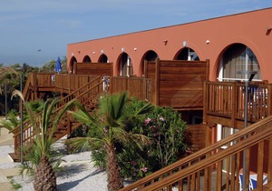 Tidy studio near the beach in a lively seaside resort