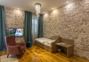 Tifani Luxury Rooms 2