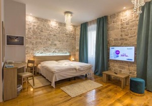 Tifani Luxury Rooms 2