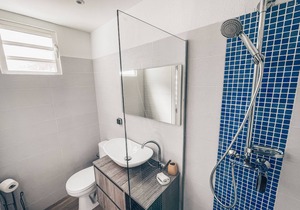 Tiki Unit, one bedroom studio, furnished., second floor street side