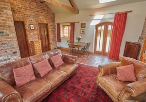 Till Barn - UK11155