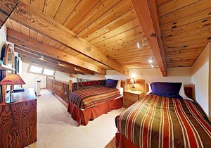 Timberline Condominiums 2 Bedroom plus Loft 3 Bath Deluxe Unit B3H