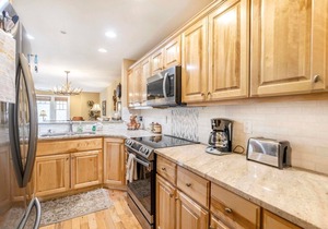 Timbers I-1- Mountain Condo, Gated Resort, Indoor/Outdoor Pools and Hot Tub, Fitness Area, Fishin.