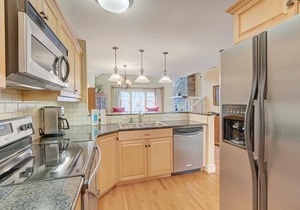 Timbers O-4- Mountain Condo, Echota Gated Resort, Indoor/Outdoor Pools and Hot Tub, Fitness Area,.