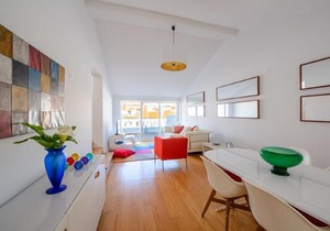 Timeless apartment at the heart of the village II