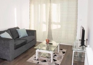 TMS Beautiful 2BR Apartment! Ensuite! Lakeside
