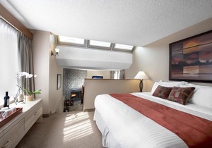 Tonquin Inn