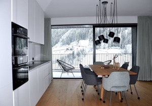 Top 8 Stilvolles, Lichtdurchflutetes Alpen-appartment