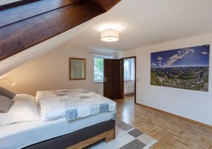 Top 97,5 qm Ferienwohnung im Allgäu, Balkon und Parkplatz