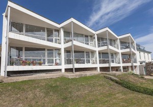 Top Deck 6 - Linden Court