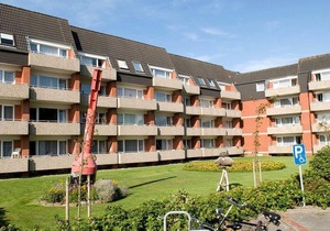 Top floor apartment with great balcony and wonderful view over the island - Holiday Residence