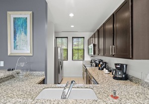 Top Floor Condo - Terrace w/BBQ - Gated Complex