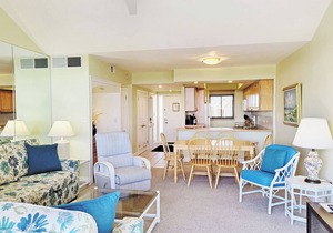 Top Floor Condo Across from Beach Access, Balcony, Pool, Grill Area, Elevator