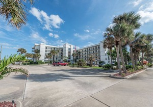 Top Floor DIRECT View | Gorgeous Sunny Oasis on the Beach!