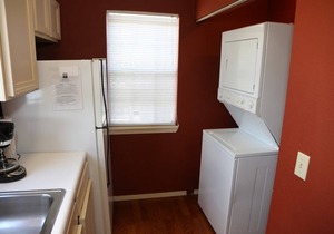 Top Floor Eagles Nest Condo with Pool and Hot Tub and Lake Views close to SDC