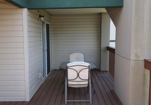 Top Floor Eagles Nest Condo with Pool and Hot Tub and Lake Views close to SDC