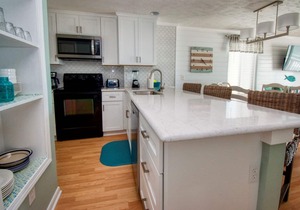 Top Floor Oceanfront Condo with elevator in Ocean Dunes Indoor/Outdoor Pools
