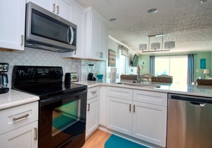 Top Floor Oceanfront Condo with elevator in Ocean Dunes Indoor/Outdoor Pools