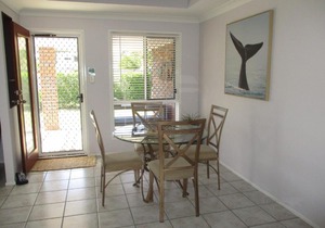 Torquay Beach Holiday House