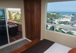 Torre Mar Galapagos Ocean View 8 bedroom Property