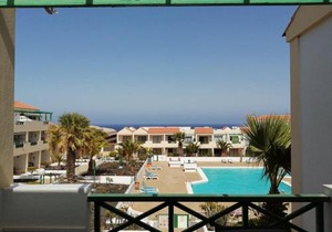Torres del Castillo Ocean and Pool View