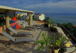 "Tortuga", one bedroom apartment. You can walk to Beach and Restaurants