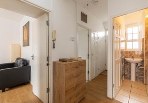 Tower Bridge Accommodations - 11