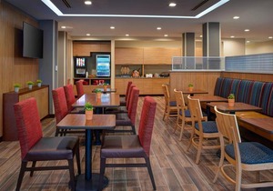 TownePlace Suites by Marriott Grand Rapids Airport