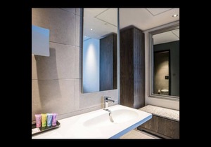Trademark Hotel, Trademark King Twin Room in Nairobi no001