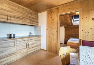 Traditional Apartment "Confolia 2" with Balcony, Mountain View & Wi-Fi