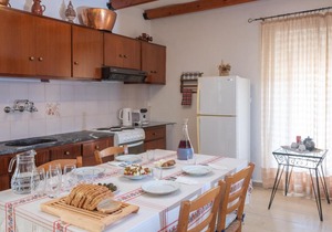 Traditional House in Kouses