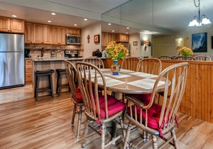 Trails End 304 | 2BR/2BA | Ski In/Out | PoolHotTub