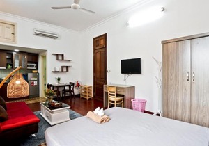 Tranquil apartment near Truc Bach lake Central Hanoi