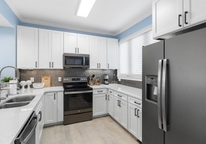 Tranquil Bay Views from Cedars East–Tennis & Pool Access Unit #812 by RVA
