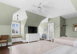 Tranquil House Inn - Downtown Waterfront Manteo - 2 Queens Large Premium Rm 36