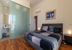 Trastevere Luxury Apartment with Terrace