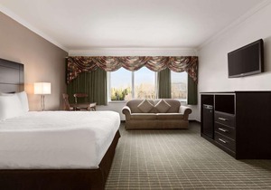 Travelodge by Wyndham Baie Comeau