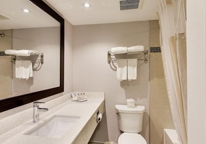 Travelodge by Wyndham Cambridge Waterloo