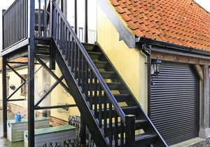 Tree Tops - One Bedroom House, Sleeps 2