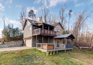 Treetop Retreat in Wildwood