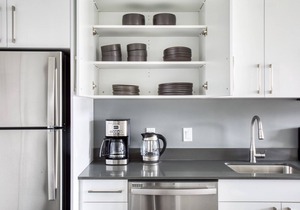 Trendy Brighton 1BR w/W/D, Gym, near T, Shops + Dining, by Blueground