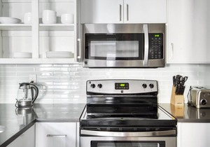 Trendy Sunnyvale 2BR w/Gym, Pool & BBQ, walk to Apple, by Blueground