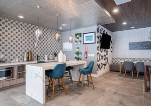 Trendy Sunnyvale 2BR w/Gym, Pool & BBQ, walk to Apple, by Blueground